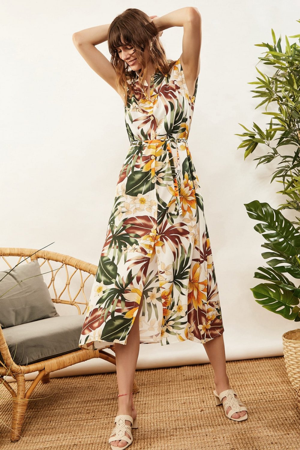 Multi Tropik Desenli Viskon Midi Gömlek Elbise