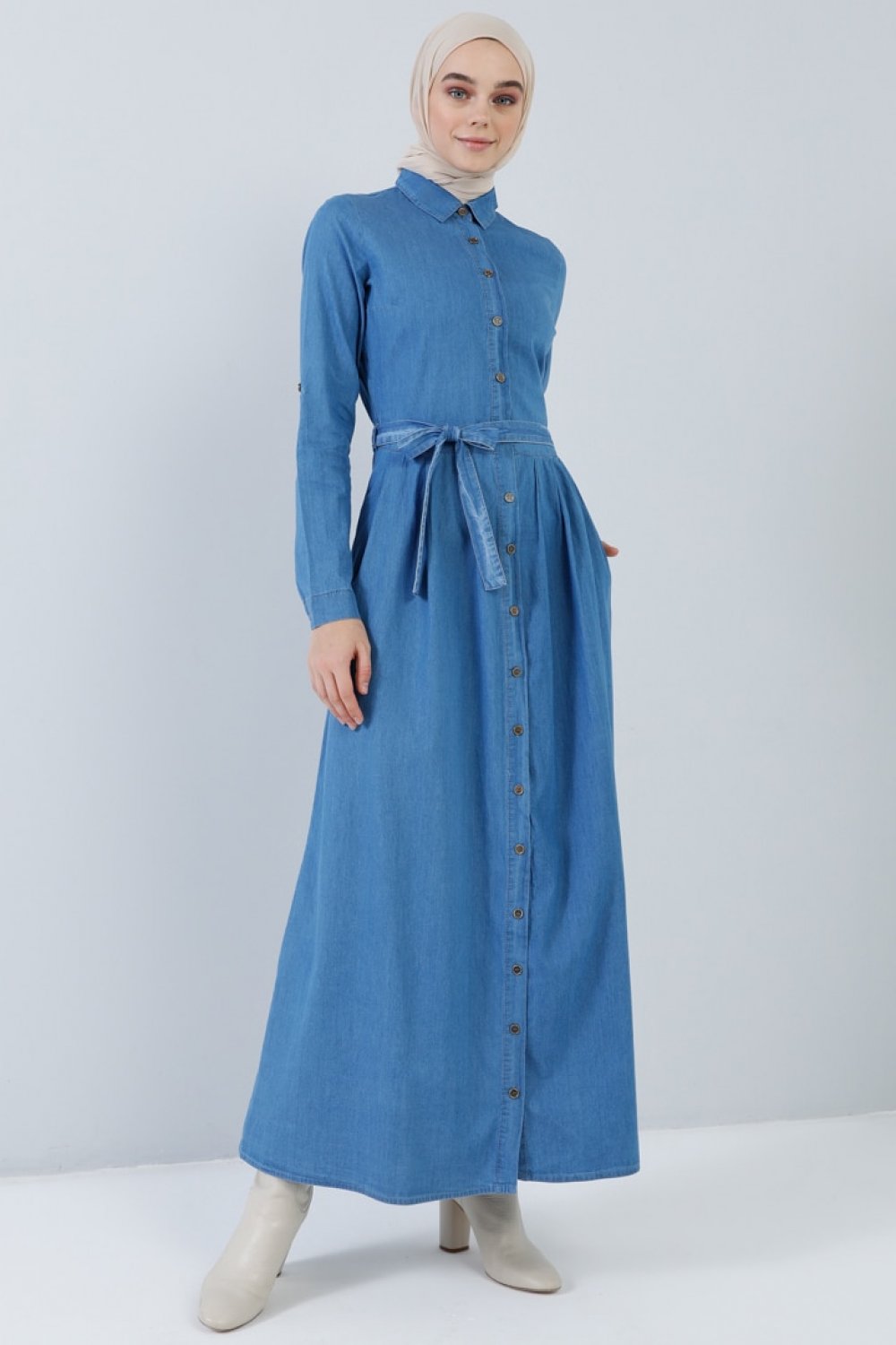 Açık Mavi Doğal Kumaşlı Boydan Düğmeli Kot Elbise