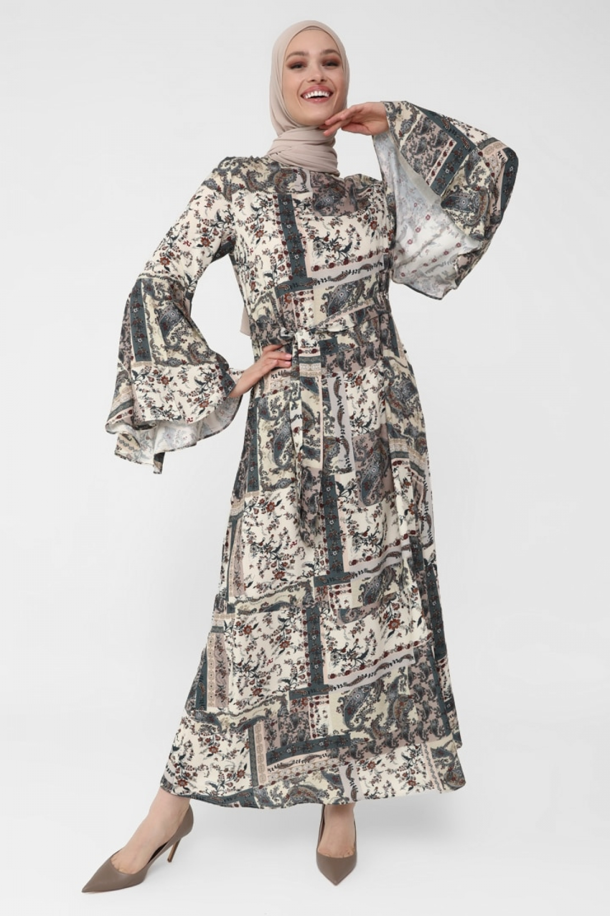 Bej Kahverengi Doğal Kumaşlı İspanyol Kollu Desenli Elbise