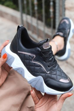 Renz Siyah Platin Detaylı Spor Ayakkabı