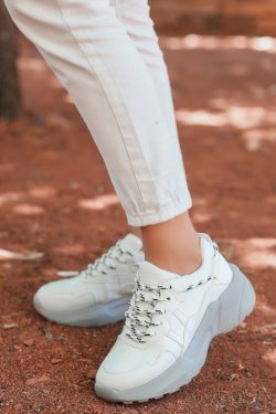 Silio Beyaz Gri Tabanlı Spor Ayakkabı