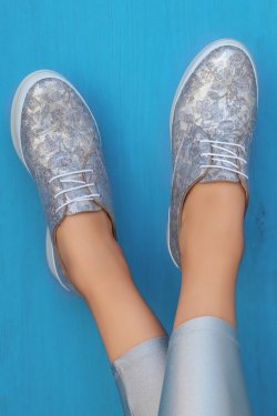 Vizon Ries Deri Desenli Bağcıklı Babet Ayakkabı