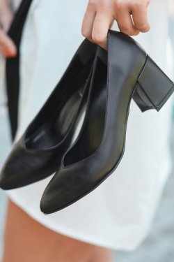 Siyah Pent Topuklu Ayakkabı