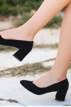 Siyah Pent Süet Topuklu Ayakkabı