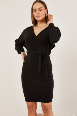 Siyah Sırt Bantlı Kuşaklı Akrilik Mini Elbise