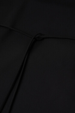 Siyah Sırtı Cut-out Kesimli Midi Abiye Elbise