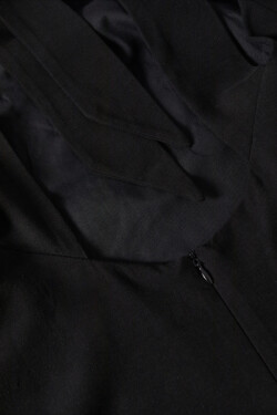 Siyah Sırtı Cut-out Kesimli Mini Elbise