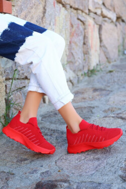 Kırmızı Kyat Triko Spor Ayakkabı