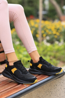 Siyah Joox Süet Sarı Detaylı Bağcıklı Spor Ayakkabı