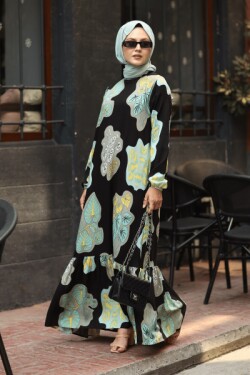Lotus Yaprağı Desenli Eteği Fırfırlı Hakim Yaka Elbise