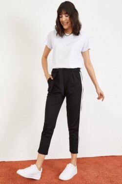 Siyah Yan Beyaz Şerit Beli Lastikli Crep Pantolon