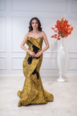 Hardal Straplez Üç Boyut Çiçek Desenli Balık Sarı Uzun Abiye Elbise