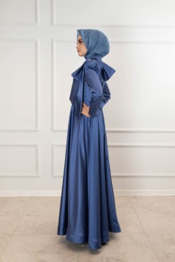 Mavi Omuzdan Taş İşlemeli Saten Abiye Elbise