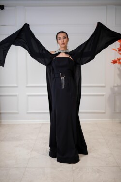 Siyah Pelerinli Taş Detaylı Balık Uzun Abiye Elbise