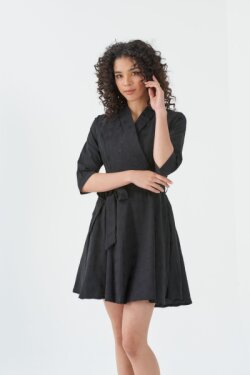Siyah Truvakar Kol Kruvaze Yaka Eteği Kemerli Mini Kloş Elbise