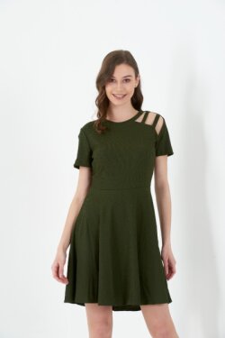 Yeşil Basic Omuz Detaylı Örme Mini Elbise