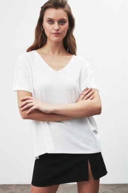 Beyaz Violet Örme Comfort Fit T-shirt