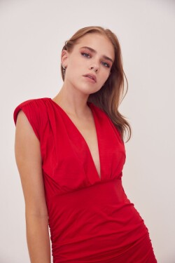 Kırmızı Vatkalı Midi Elbise