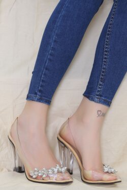 Krem Cam Topuklu Ayakkabı