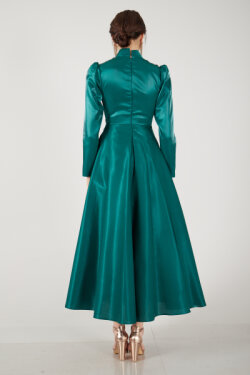 Zümrüt Uzun Kol Üzeri Taş İşlemeli Abiye Elbise