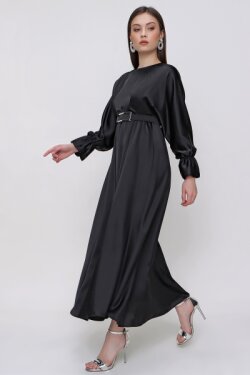 Siyah Yarasa Kol Kemerli Saten Uzun Abiye Elbise