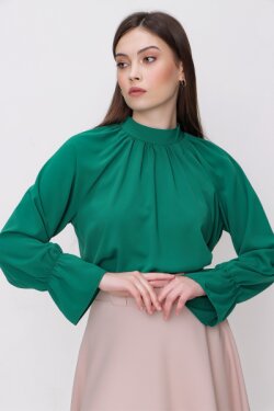 Yeşil Yaka Büzgülü Kol Lastikli Bluz