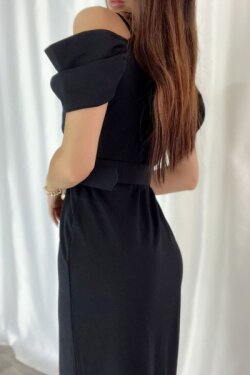 Askılı Siyah Krep Kumaş Kruvaze Yaka Yırtmaçlı Kemerli Uzun Elbise