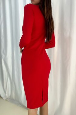 Kırmızı Kare Yaka Yırtmaç Detay Uzun Kollu Midi Boy Elbise
