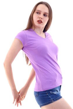 Lila V Yaka Basic Tişört