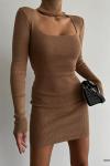 Kahverengi Kare Göğüs Dekolteli Boğazlı Uzun Kollu Mini Triko Elbise