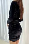 Siyah Kadife Kumaş Uzun Kollu Büzgülü Mini Elbise