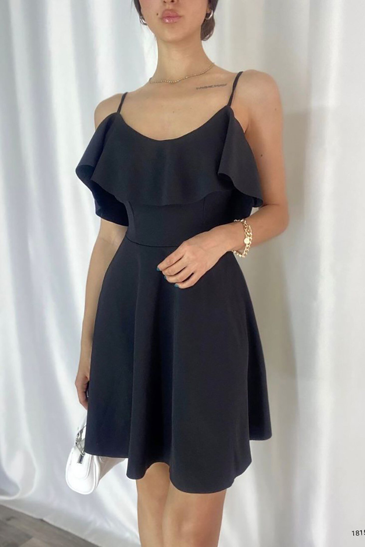 Deafox Askılı Siyah Krep Kumaş Volanlı Mini Kloş Elbise
