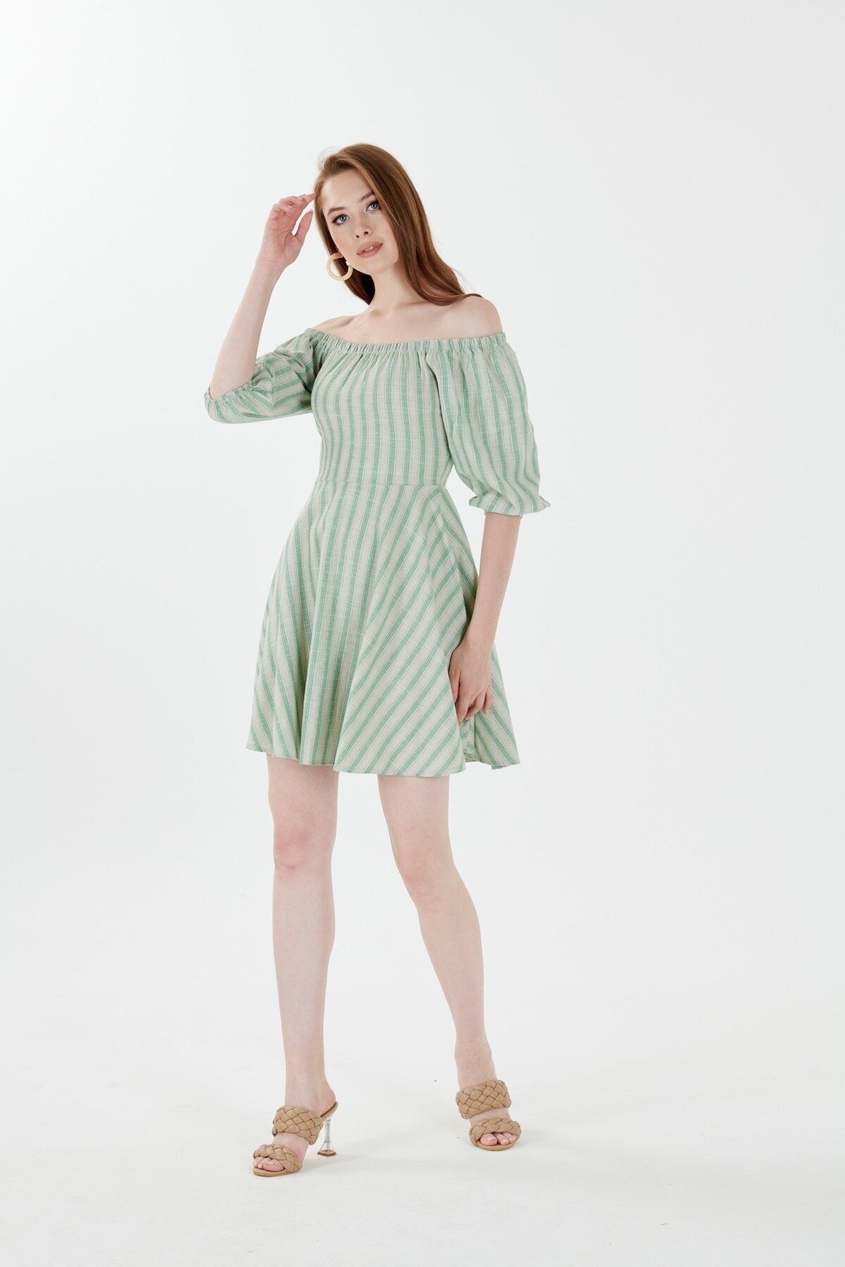 Mylace Yeşil Düşük Omuz Belden Oturan Mini Elbise