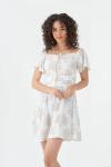 Beyaz Volanlı Yaka Bağlama Detaylı Belden Oturan Mini Desenli Elbise