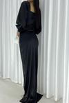 Siyah Yırtmaç Detay Kalp Yaka Boy Saten Uzun Abiye Elbise