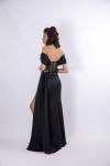 Siyah Straplez Düşük Kol Transparan Saten Uzun Abiye Elbise