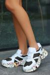 Beyaz Funie Cilt Haki Detaylı Bağcıklı Spor Ayakkabı
