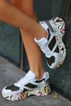 Beyaz Funie Cilt Haki Detaylı Bağcıklı Spor Ayakkabı