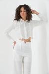 Beyaz Uzun Kollu Crop Gömlek Ve Bol Paça Yırtmaçlı Pantolon Takım