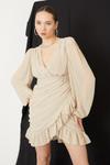 Bej Kruvaze Yaka Büzgülü Mini Abiye Elbise