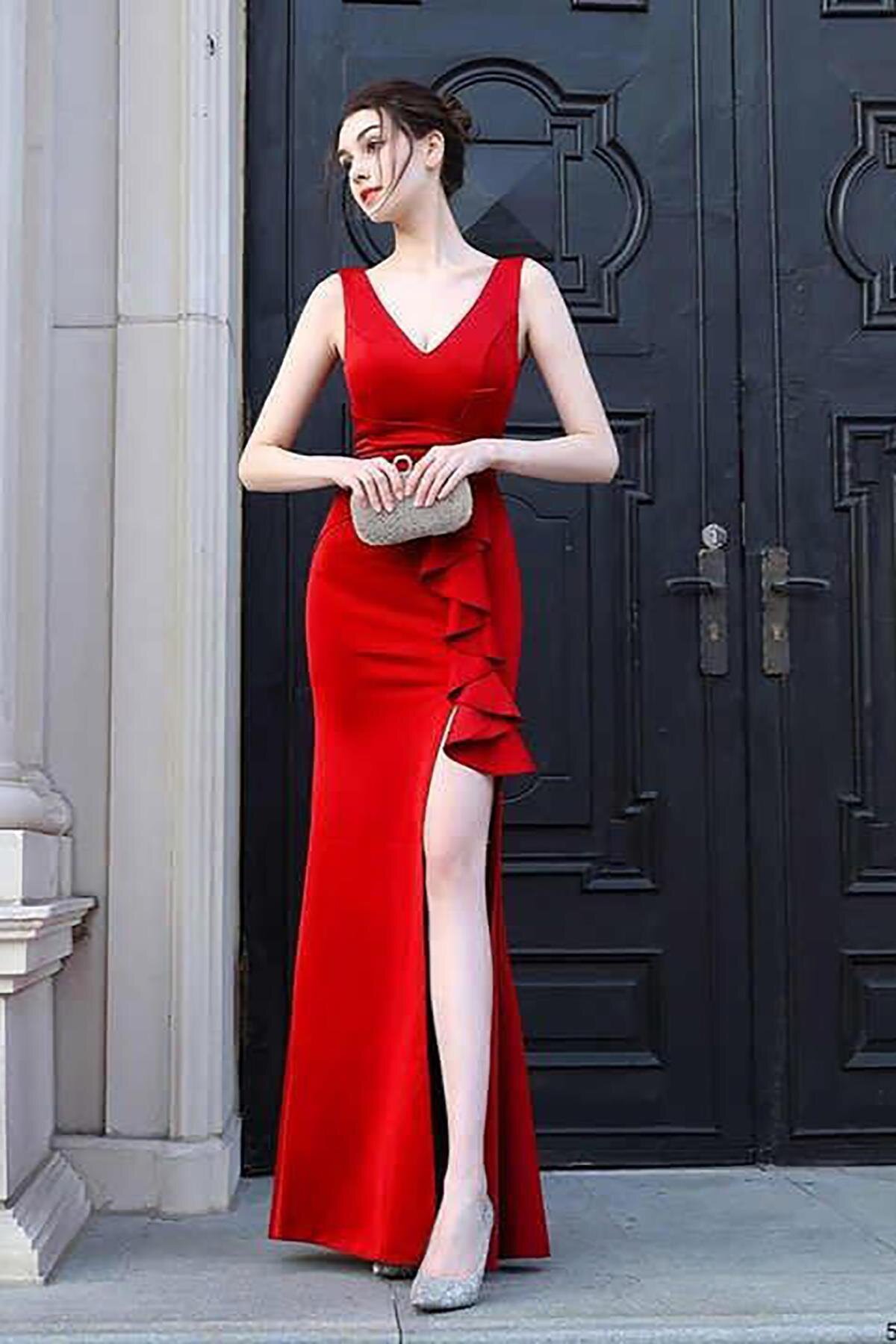 Deafox Kırmızı Scuba Kumaş Kalın Askılı Yırtmaç Detay Volanlı Uzun Abiye Elbise