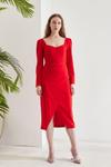 Kırmızı Yırtmaçlı Midi Elbise