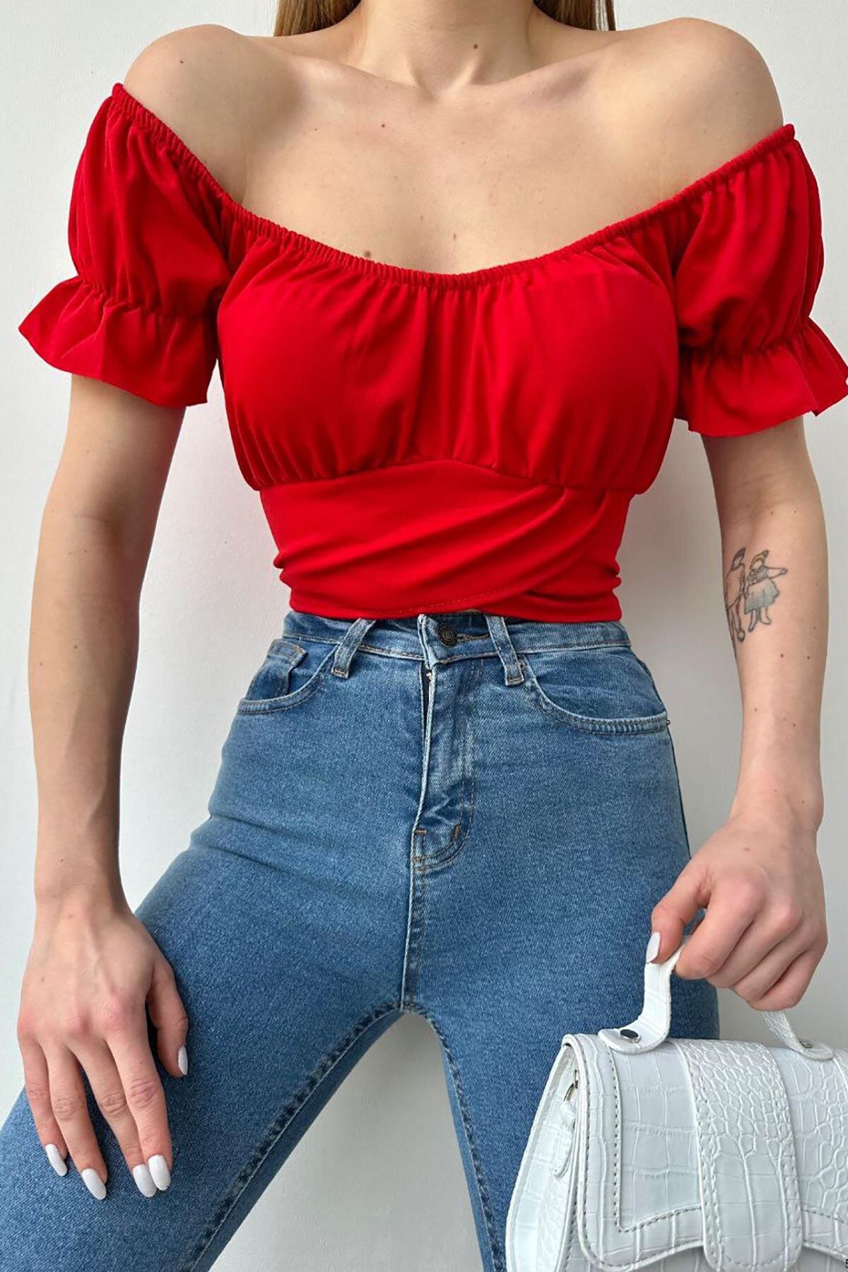Deafox Kırmızı Madonna Yaka Bel Kuşaklı Krep Kumaş Bluz