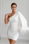 Tek Omuzlu Beyaz Kayık Yaka Kolu Salaş Püskül Detay Mini Kalem Abiye Elbise