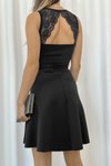 Siyah Kalın Askılı Sırt Dantel Detay Scuba Kumaş Mini Elbise