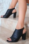 Siyah Dolly Cilt Topuklu Ayakkabı