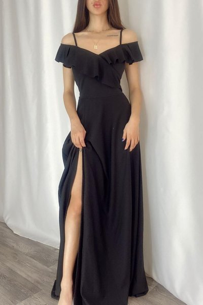 Askılı Siyah Yaka Volanlı Krep Kumaş Uzun Abiye Elbise