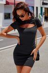 Siyah Kısa Kollu Göğüs Pencere Detay Viskon Mini Elbise