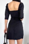 Siyah Atlas Kumaş Kısa Kollu Pencere Yaka Mini Elbise