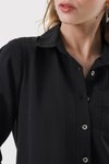 Siyah Metal Düğmeli Cepsiz Gömlek